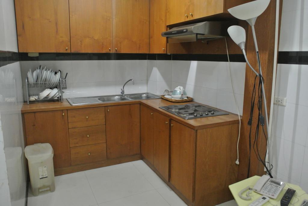 Sun City Hotel Bangkok Room photo