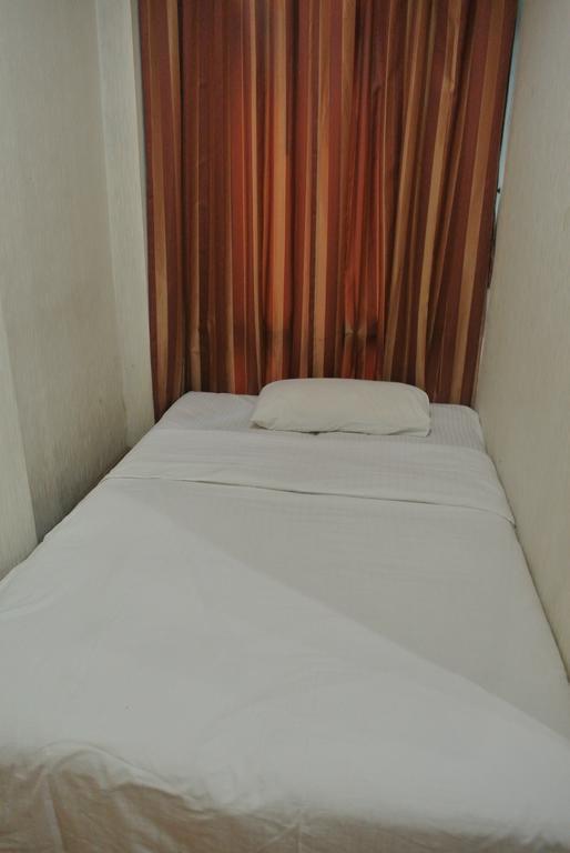 Sun City Hotel Bangkok Exterior photo